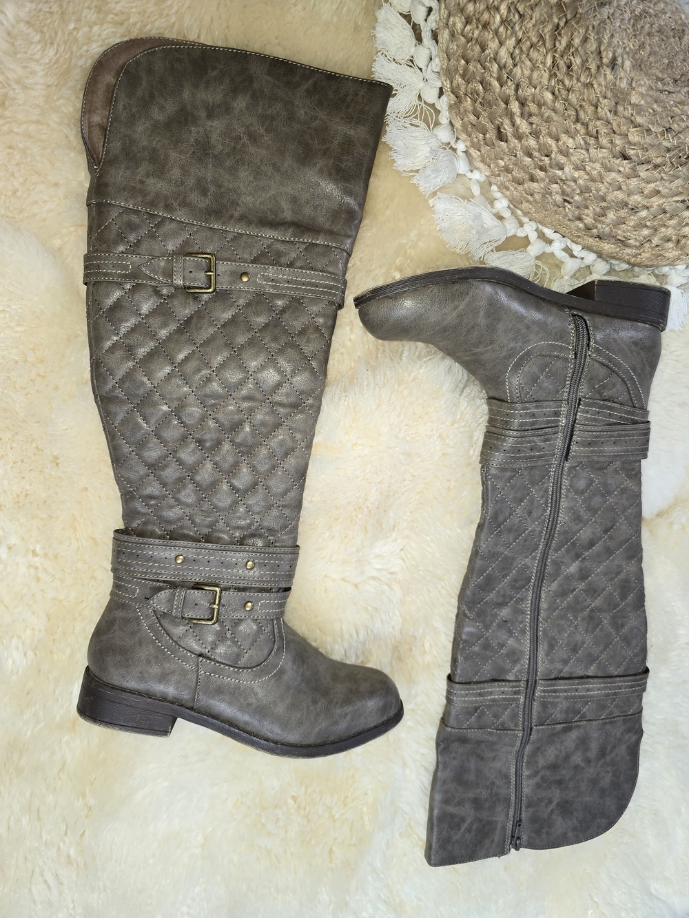 Womens Size 7 Fall JustFab Quilted Over-the-Knee Riding Boots in Taupe